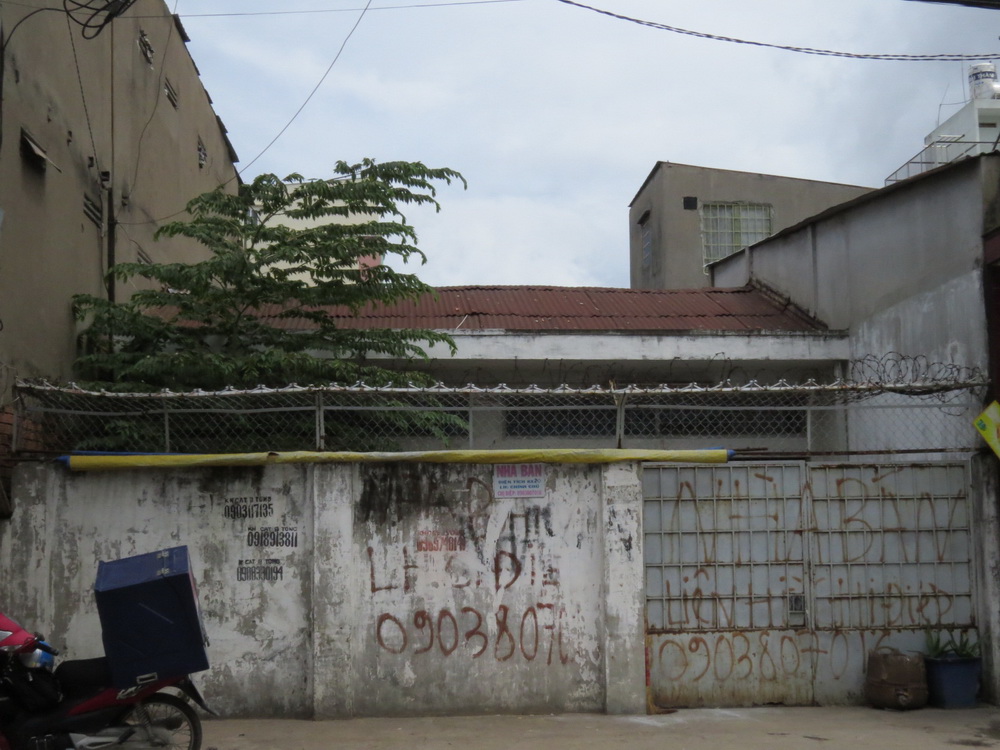 Bán nhà rộng, tiện xây khách sạn