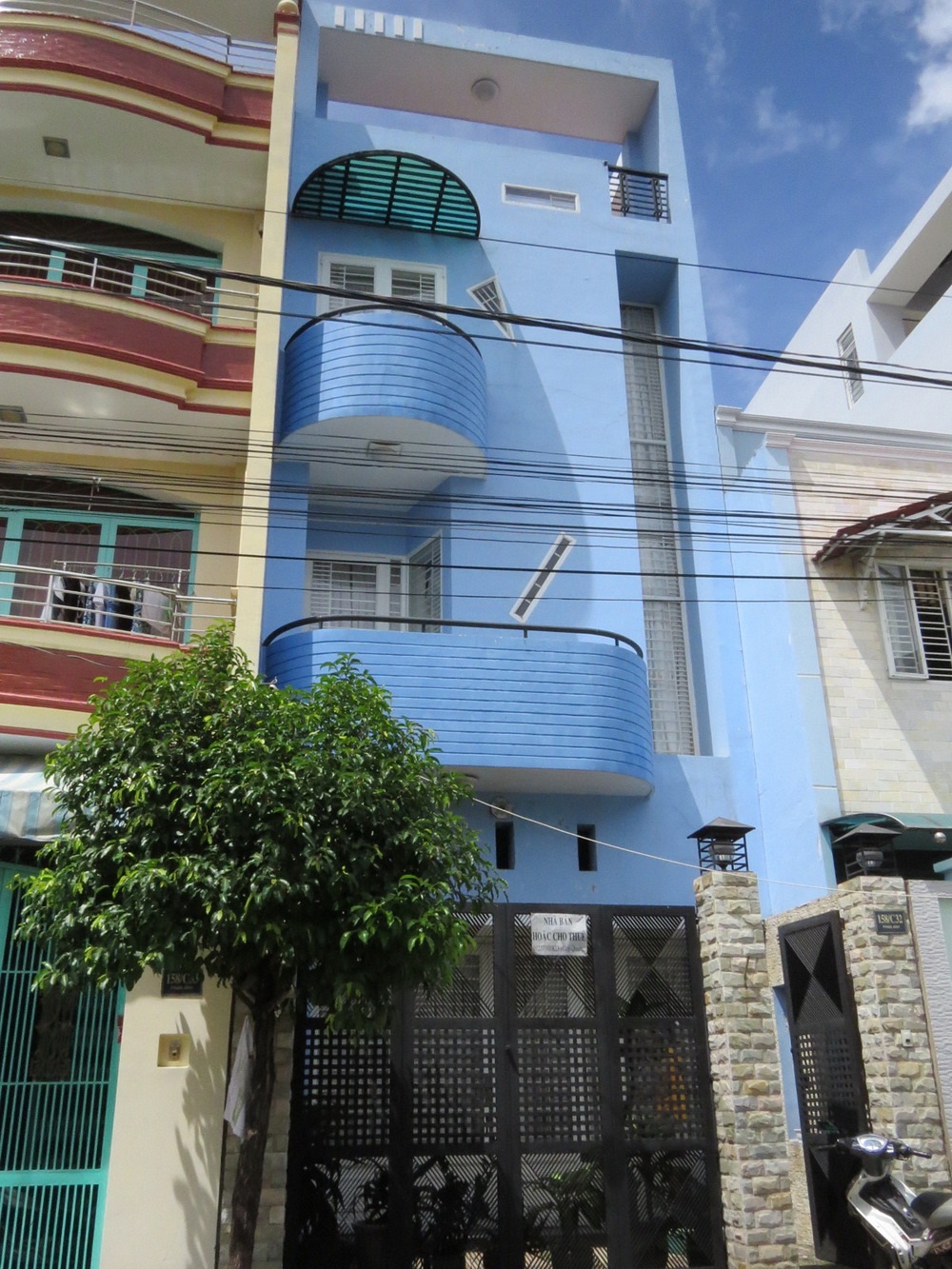 Nhà đẹp khu yên tĩnh cần bán