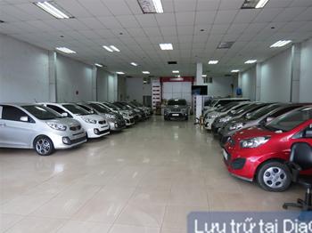 Cho thuê showroom mặt tiền Trường Chinh, diện tích 12m x 31m, giá 3200 USD/tháng