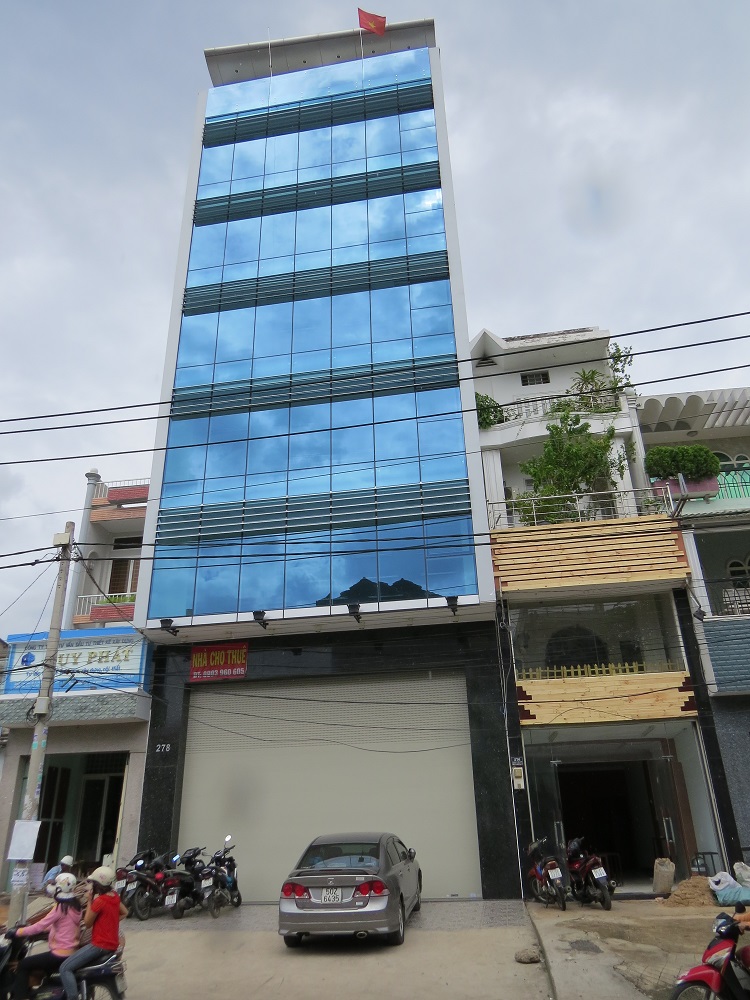 Cho thuê nhà làm văn phòng, trung tâm ngoại ngữ