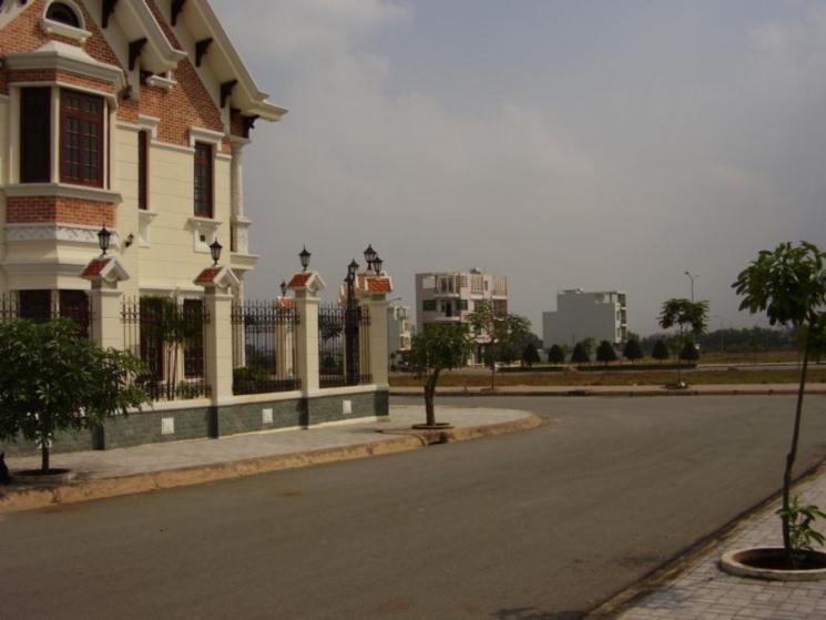 Bán đất ngay làng đại học quốc gia