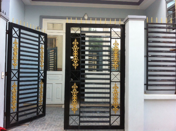 Bán nhà khu dân cư gần sân vận động Đông Hoà giá 720 triệu