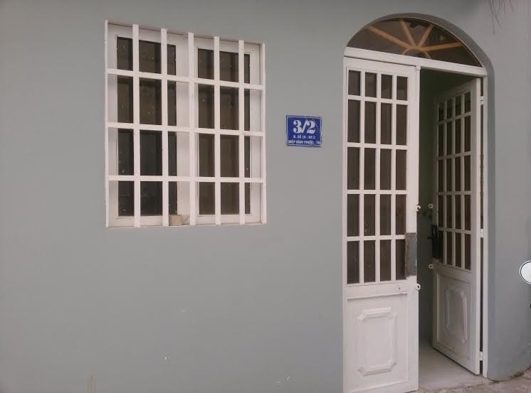 Cho thuê nhà mới nguyên căn Q.Thủ Đức, gác suốt, 3,5 x 7m, DTSD 49m2, hẻm xe hơi