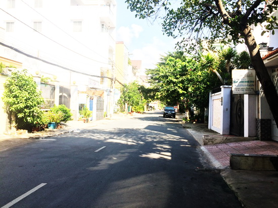 Bán gấp lô đất nền Mặt Tiền đường số 45, F. Tân Quy, Quận 7 (view đẹp)