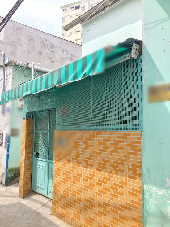 Bán gấp nhà cấp 4, mặt tiền hẻm Huỳnh Tấn Phát, F. TTĐ, Quận 7 (Hẻm 585)