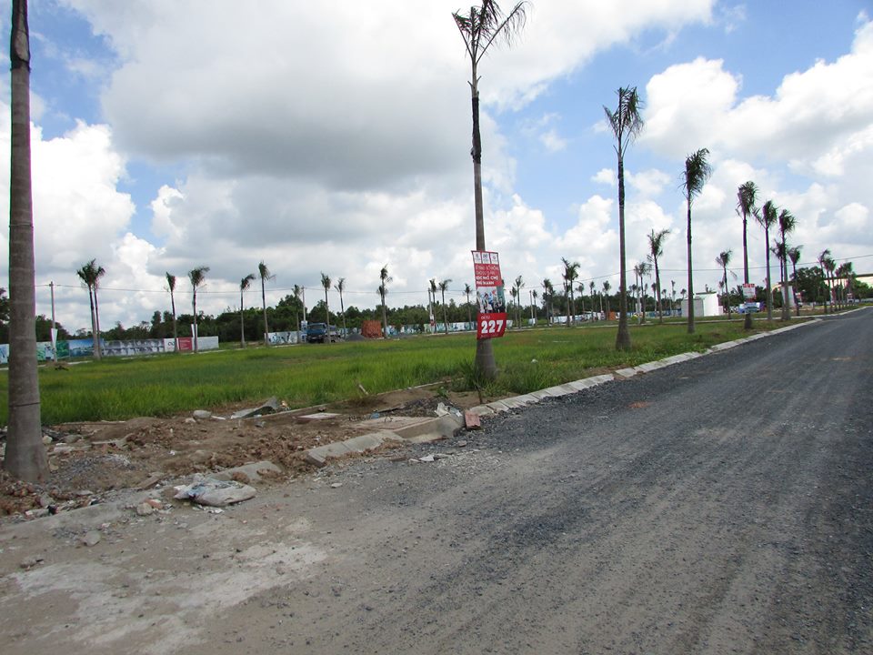 Bán gấp đất xưởng 2 hecta, đất sản xuất kinh doanh, điện 3 pha, đg vành đai 4 rộng 70m