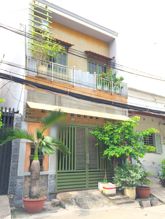 Bán nhà phố 1 trệt, 1 lầu, hẻm Nguyễn Thị Thập, Quận 7 (Đang cho thuê 8 triệu/tháng)