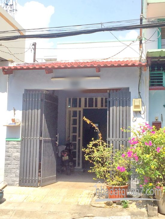 Cần bán nhà cấp 4, mặt tiền đường số 51, F. Tân Quy, Quận 7