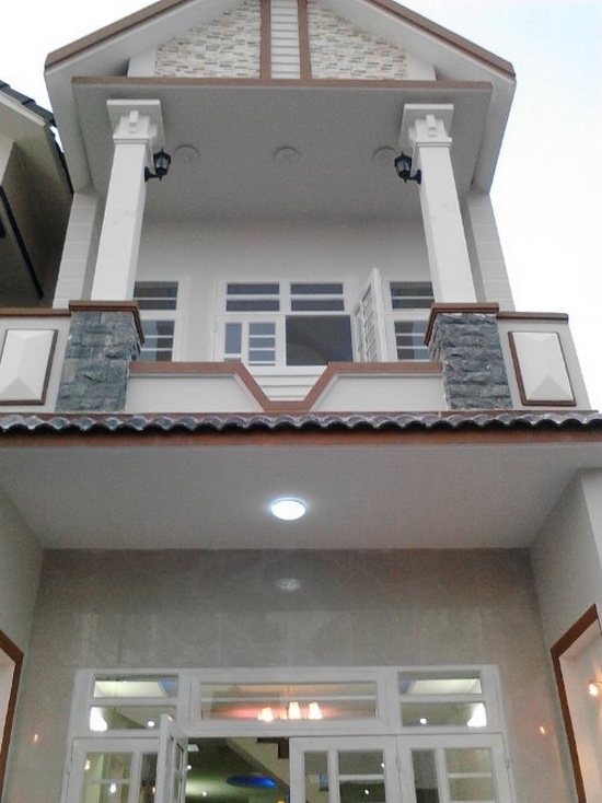 Xuất cảnh bán nhà phố đẹp 1 lầu hiện đại hẻm 3m đường số 79, F. Tân Quy, Q.7