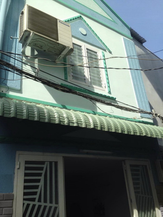 Bán gấp nhà 1 lầu đẹp, đường Huỳnh Tấn Phát, F. Tân Phú, Q7 (Hẻm 962)