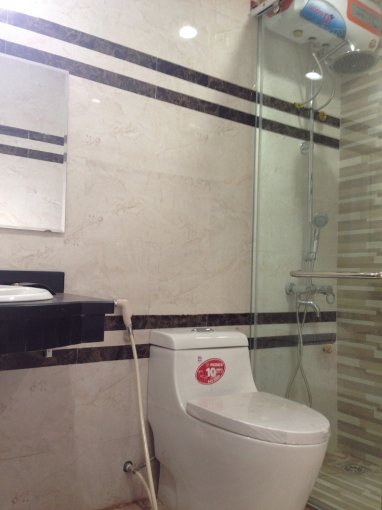 Mặt tiền Đất Thánh, P.6, Q.TB. DT: 4.1 x 23m(NH 4.3m), trệt, 3 lầu. Giá: 7.9 Tỷ/TL