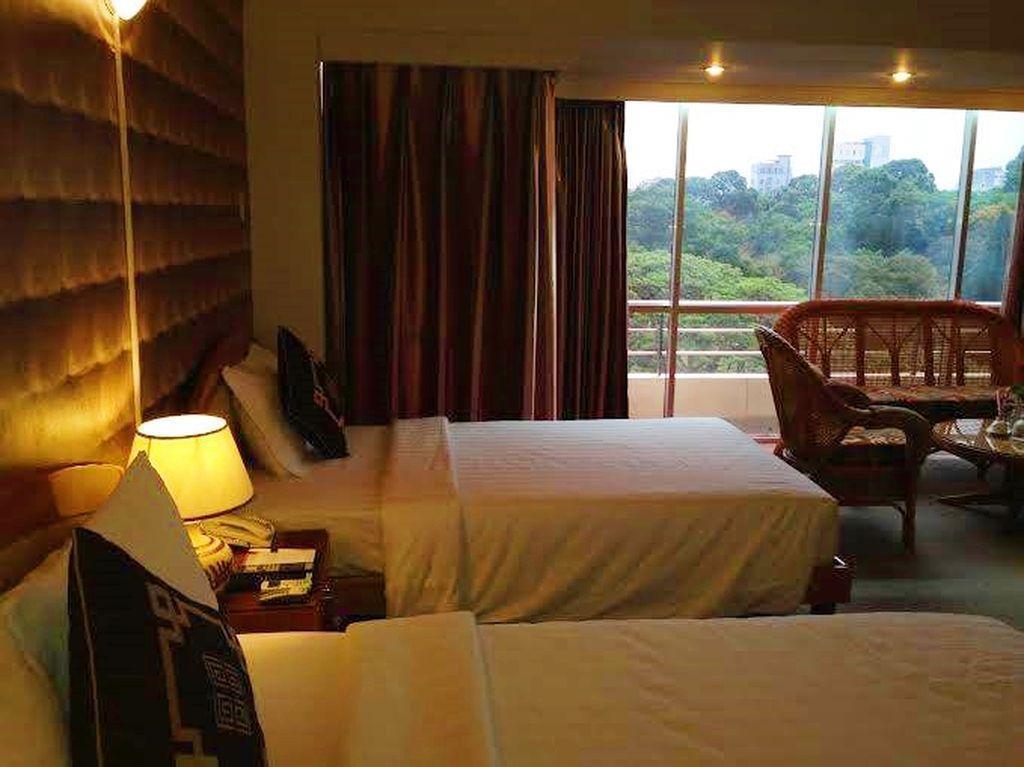 Bán khách sạn 251 Hai Bà Trưng 56 phòng đối diện công viên Lê Văn Tám