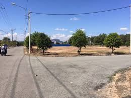 Nền biệt thự (xanh) 10x20m. Ngay trung tâm BĐS xanh Green CiTy. Đg 20m