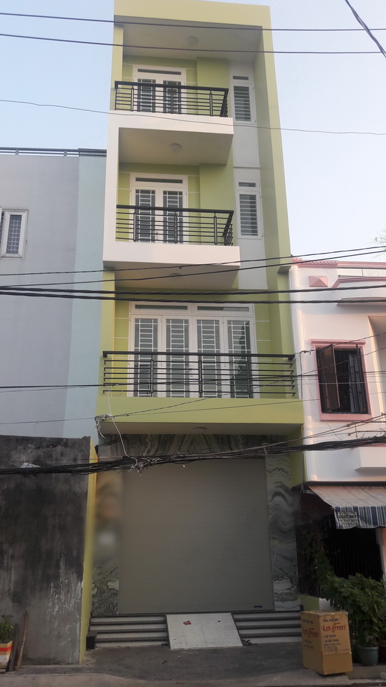 Bán gấp nhà phố 3 lầu mặt tiền đường Lý Phục Man, F.Bình Thuận, Quận 7