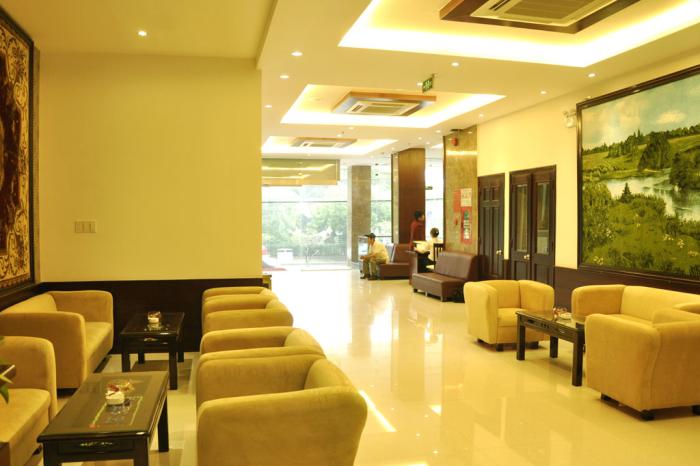 Bán nhà 2 mặt tiền đường Lê Thánh Tôn quận 1 với 196m2