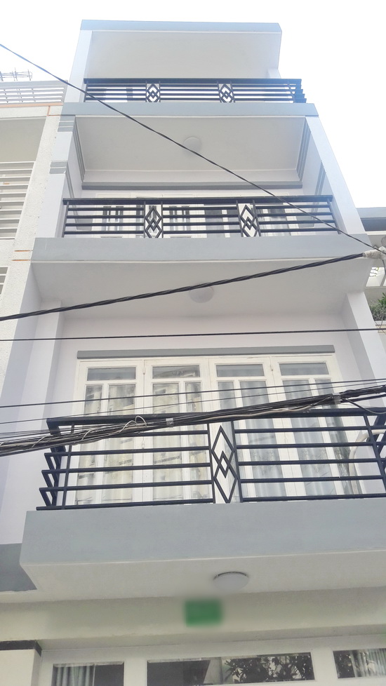 Bán cần bán nhanh nhà 3 lầu, ngay KDC Nam Long, F.Tân Thuận Đông, Q.7