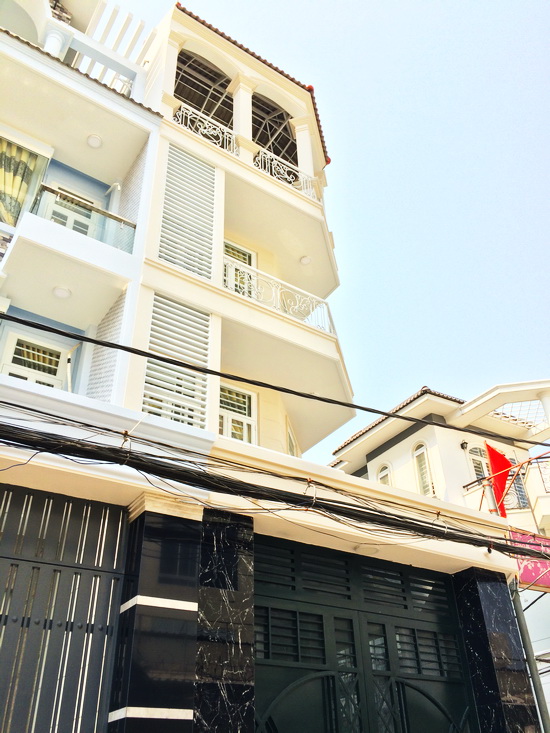 Bán nhà phố 3 lầu căn góc 2 MT hiện đại hẻm nhựa 12m Lâm Văn Bền, P. Tân Kiểng, Quận 7