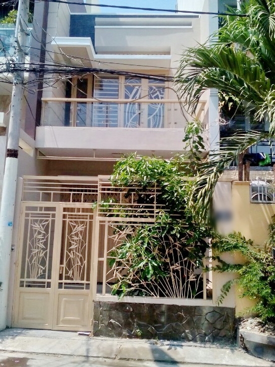 Cho thuê gấp nhà mặt tiền đường số 69, P.Tân Quy Quận 7