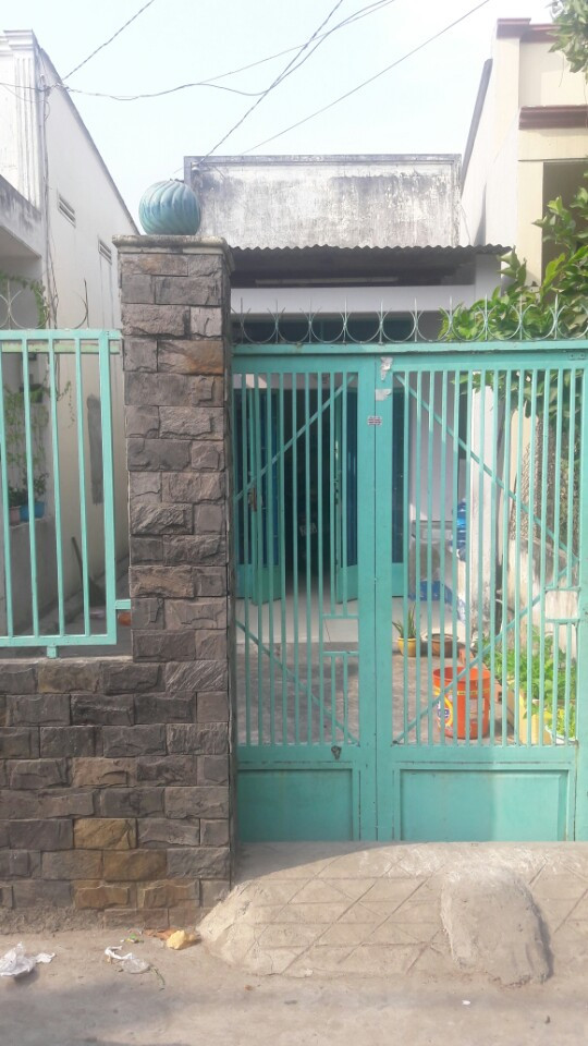 Bán gấp nhà hẻm 3.5m, 1206 Huỳnh Tấn Phát, Tân Phú, Q.7. 4x16.22m, Cấp 4.