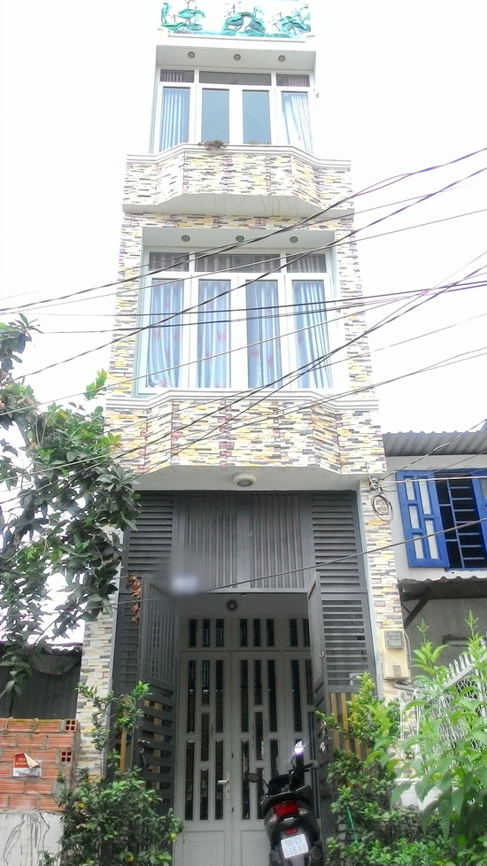 Bán gấp nhà phố 2 lầu hiện đại MT hẻm 3m đường Huỳnh Tấn Phát, P. Tân Phú, Quận 7