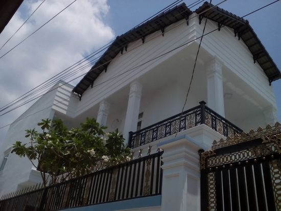 Tôi cần bán gấp biệt thự hẻm xe hơi Phạm Hữu Lầu, F.Phú Mỹ, Quận 7 - DT: 8.2x21.2m giá 3.3 tỷ