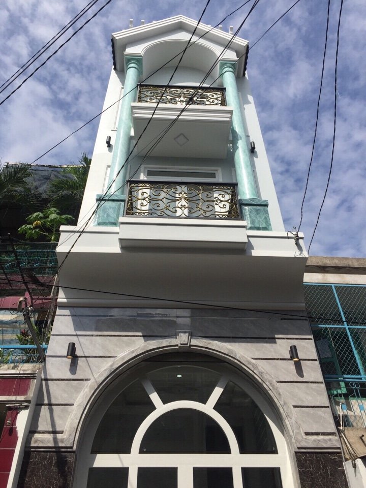 Cẩn bán nhà chợ Rạch Ông hướng Đông Bắc vị trí thuận lợi nhà đẹp sổ hồng đầy đủ