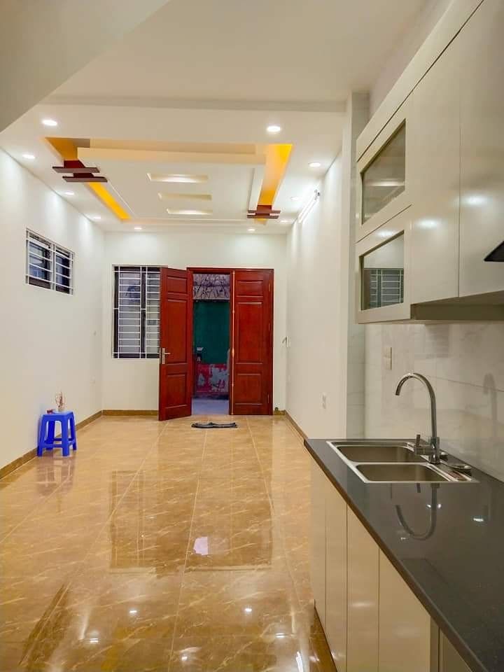 Nhà siêu rẻ, Lạc Long Quân, Phường 3 Quận  11 - 25m2, 2lầu- Gần xe tải 10M - CHỈ 1.9 TỶ.