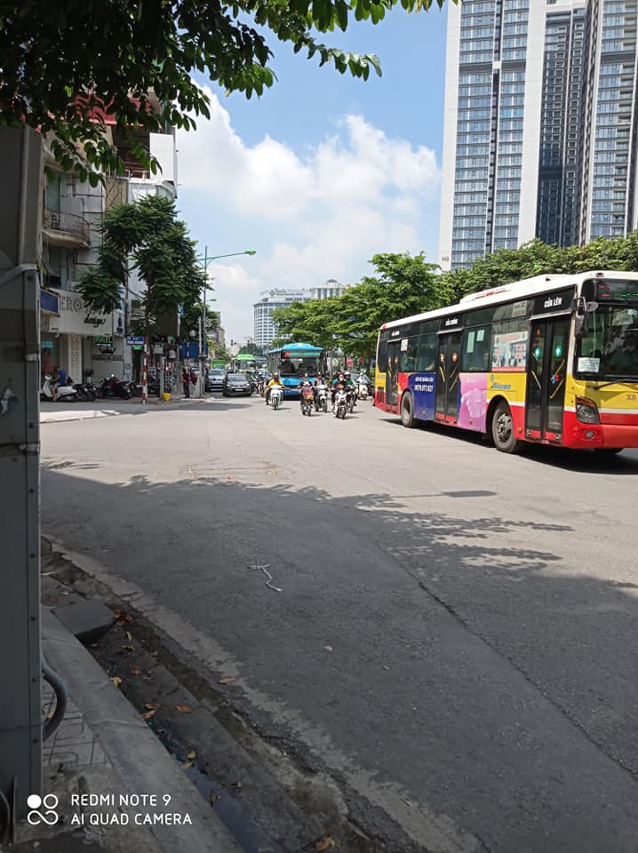 Bán nhà mặt phố Kim Mã 28m2 x4 tầng.giá 12,3 tỷ