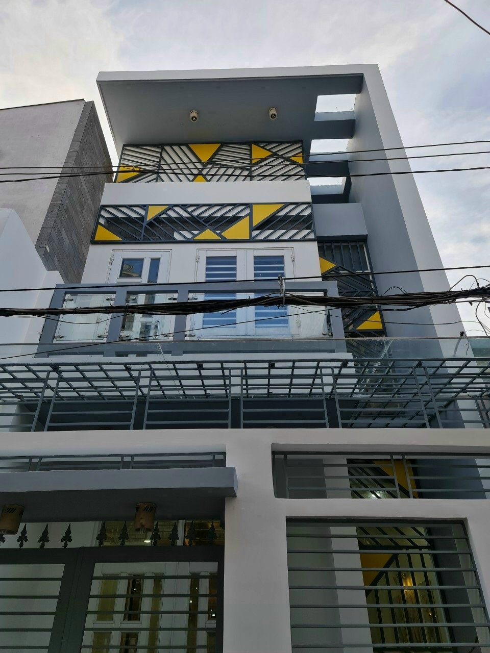 Nhà này ko mua thì mua nhà nào, đường Tôn Thất Thuyết, Phường 4, Quận 4