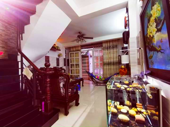 Bán gấp nhà  Quang Trung Gò Vấp Dt 43m2 Giá 3tỷ6 còn TL