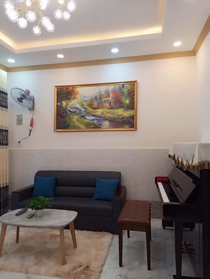 Nhà gần  Nguyễn Kiệm Gò Vấp 3.7 *11.5m giá 3 tỷ 6 còn TL