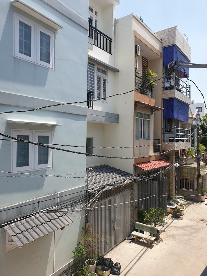 HXH 7 chỗ Đua Xe Máy nhỉnh 3 tỷ xíu TL 35m2 Chợ Thạch Đà _ Phạm văn Chiêu Phường 14 Gò vấp