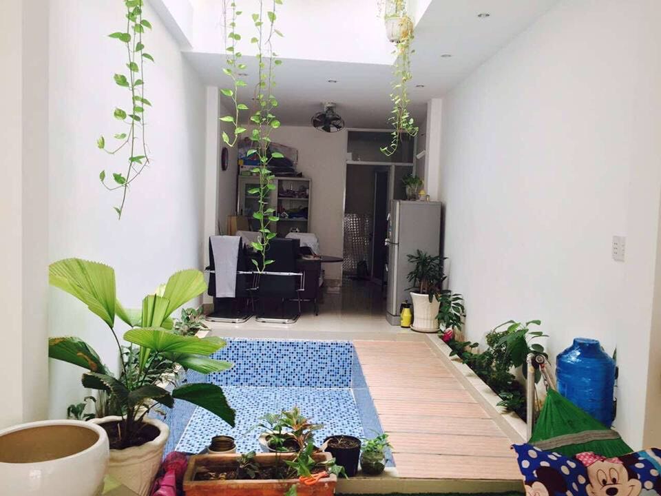 QUÁN QUÂN TẦM GIÁ Nhà 2 tầng đẹp 54m2 giá 4 tỷ 6 đường Bến Vân Đồn Phường 5 Quận 4