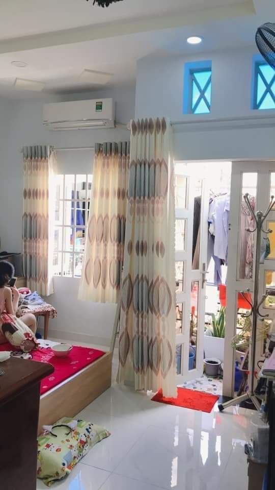 Bán gấp Nhà 3 tỷ hơn Thống Nhất Phường 16 Gò Vấp 40m2 hẻm xe hơi