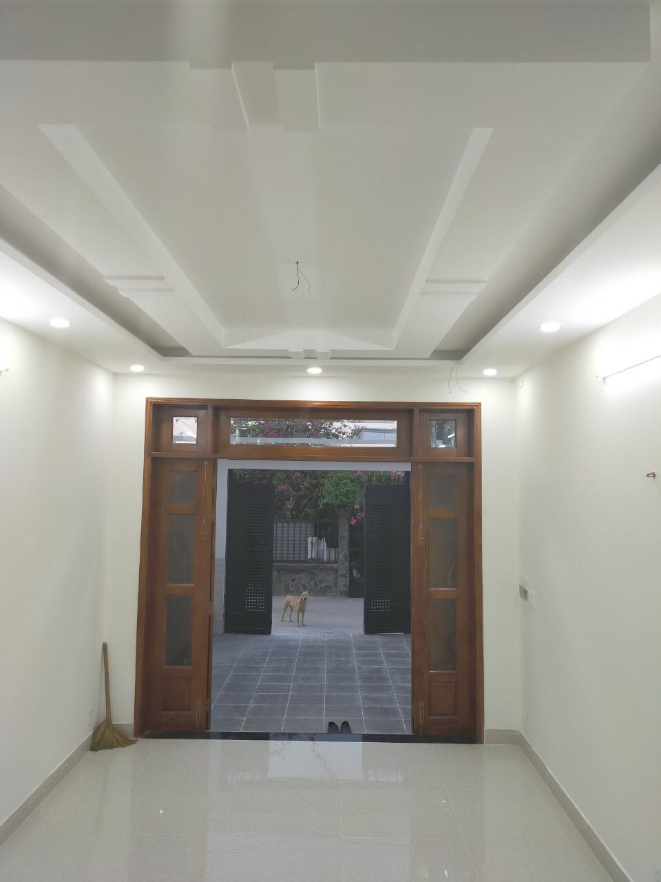 Hẻm 5m Xe hơi vào nhà Phường An Phú Đông Quận 12 76m2 4 tầng 4PN giá 4 tỷ 65 TL