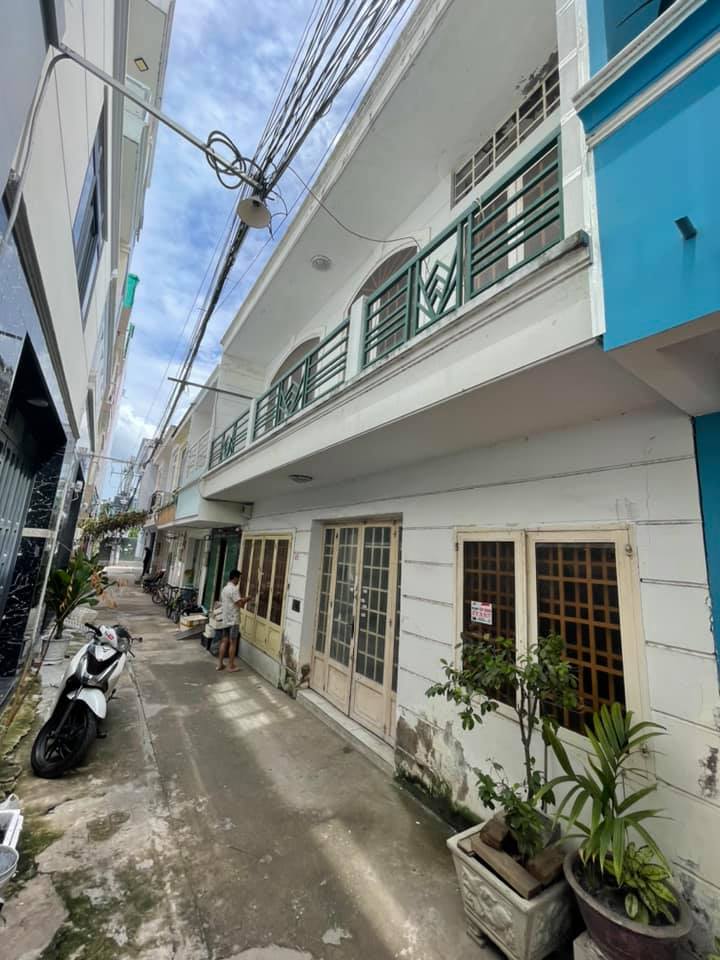 NHÀ TRUNG TÂM QUẬN 7 HUỲNH TẤN PHÁT NGAY CẠNH PHÚ MỸ HƯNG  4.65 TỶ