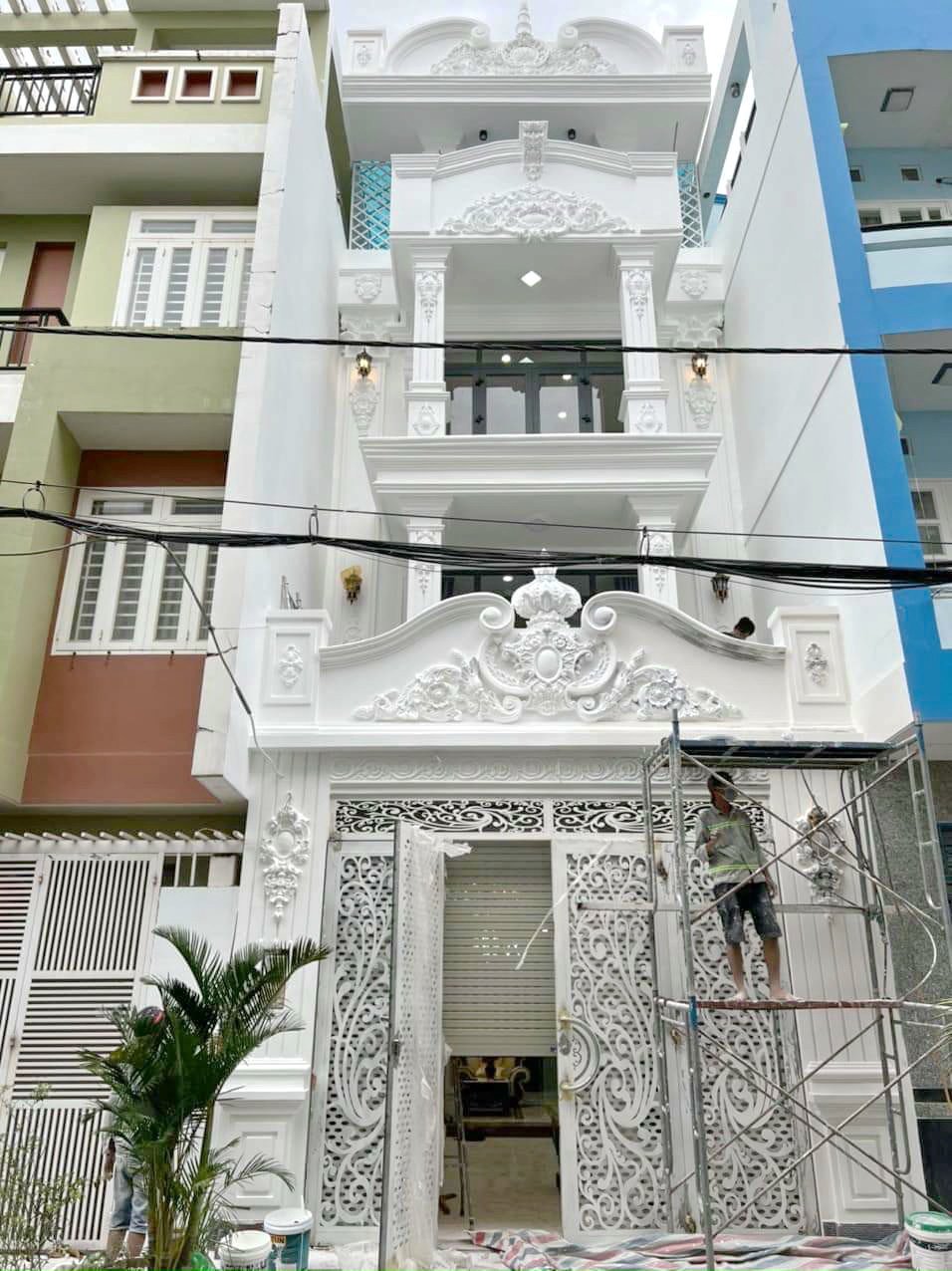 Xuất cảnh bán nhà 2 lầu, ST KDC Vạn Phát Hưng, Q7