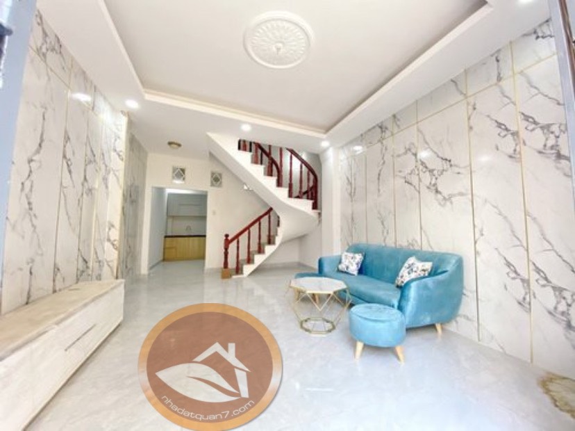 Nhà xinh 2 lầu mặt tiền hẻm 1027 Huỳnh Tấn Phát Q7