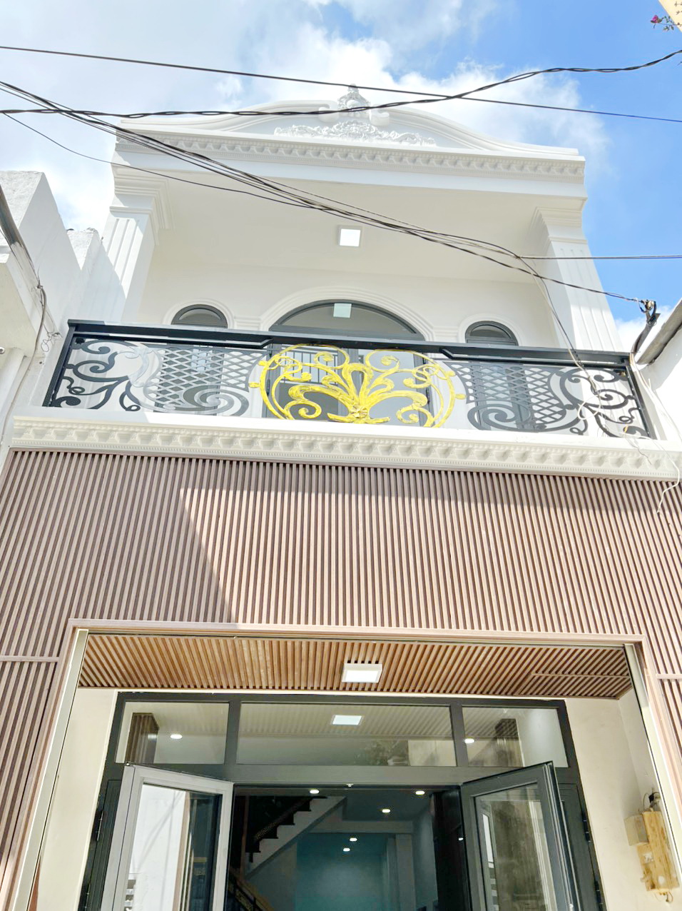 NHÀ ĐẸP VỪA HOÀN THIỆN 1 LẦU NỞ HẬU HẺM LÊ VĂN LƯƠNG, Q7 