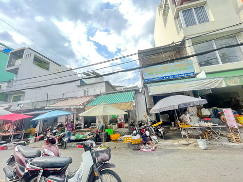 Bán lô đất mặt tiền Chợ Tân Quy, P. Tân Kiểng, Quận 7