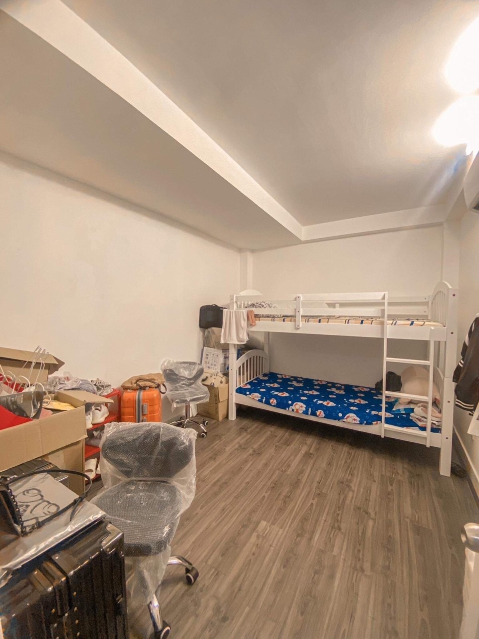 Nhà Binh Thạnh - Giap Phú Nhuận - HXH - Dt 75 m2 - CHào giá 5,75 tỷ