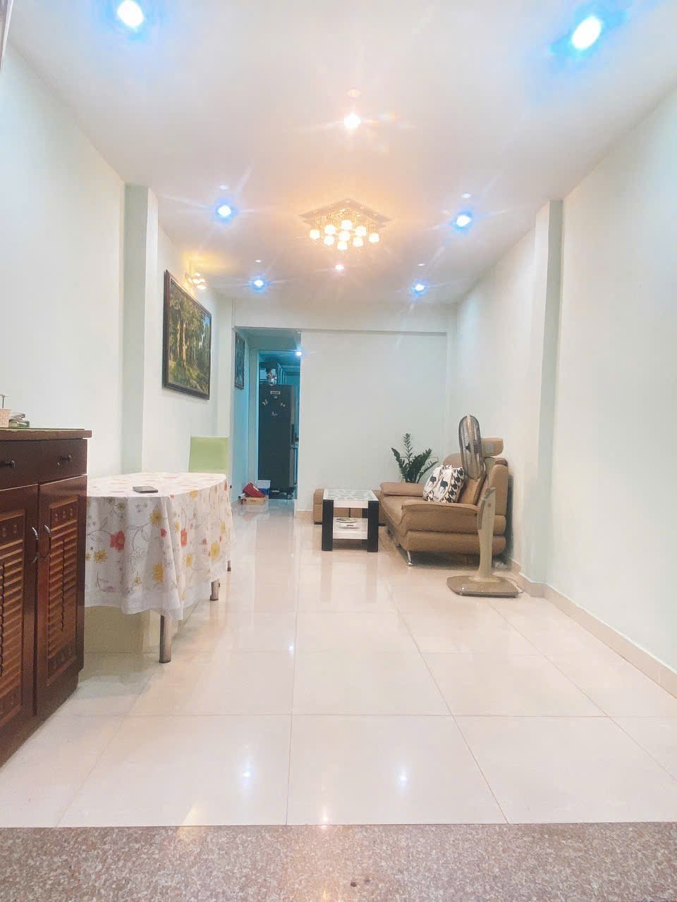 Siêu phẩm quận 3 - 36m2 - Kinh doanh - Hẻm Xe hơi  - Giá chỉ 7.9 tỷ