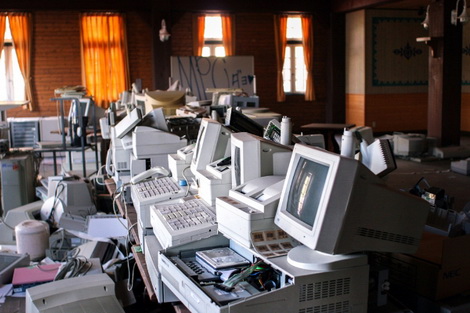 Công viên siêu thực bỏ hoang tại Nhật Bản