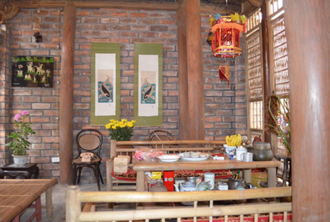 Nhà cổ trăm tuổi giữa thủ đô