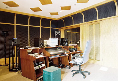 Nhà cũ nhà mới của Diva Mỹ Linh