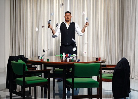 Ronaldo Brazil khoe nhà độc đáo