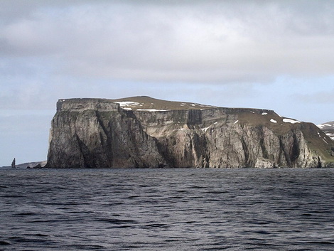 Những hòn đảo xa xôi và nguy hiểm nhất thế giới