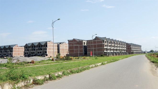 Hai nửa thị trường bất động sản